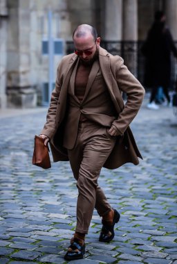 Sokak Tarzı, Sonbahar Kış 2019, Paris Moda Haftası, Fransa - 03 