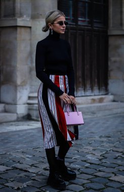 Sokak Tarzı, Sonbahar Kış 2019, Paris Moda Haftası, Fransa - 03 