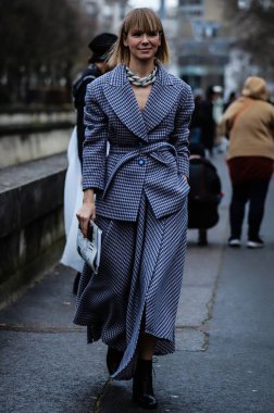 Sokak Tarzı, Sonbahar Kış 2019, Paris Moda Haftası, Fransa - 03 