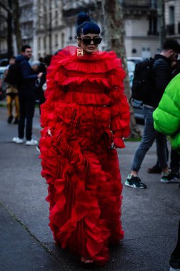 Sokak Tarzı, Sonbahar Kış 2019, Paris Moda Haftası, Fransa - 03 