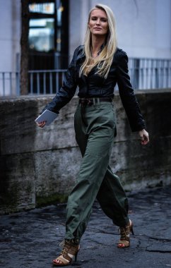 Sokak Tarzı, Sonbahar Kış 2019, Paris Moda Haftası, Fransa - 04 