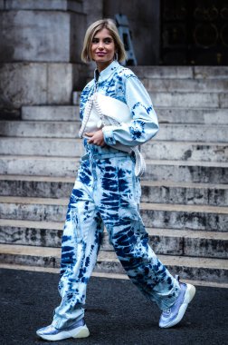 Sokak Tarzı, Sonbahar Kış 2019, Paris Moda Haftası, Fransa - 04 