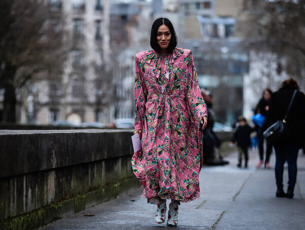 Street Style, Fall Winter 2019, Paris Fashion Week, France - 03 
