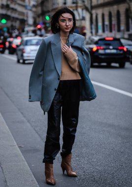 Sokak Tarzı, Sonbahar Kış 2019, Paris Moda Haftası, Fransa - 28 