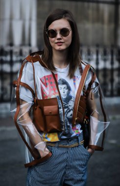 Sokak Tarzı, Sonbahar Kış 2019, Paris Moda Haftası, Fransa - 28 