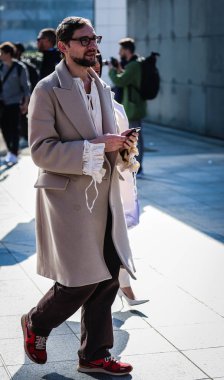 Sokak Tarzı, Sonbahar Kış 2019, Paris Moda Haftası, Fransa - 27 