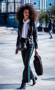 Sokak Tarzı, Sonbahar Kış 2019, Paris Moda Haftası, Fransa - 27 