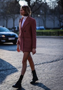 Sokak Tarzı, Sonbahar Kış 2019, Paris Moda Haftası, Fransa - 27 