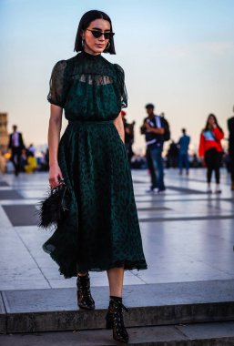 Sokak Tarzı, Sonbahar Kış 2019, Paris Moda Haftası, Fransa - 27 