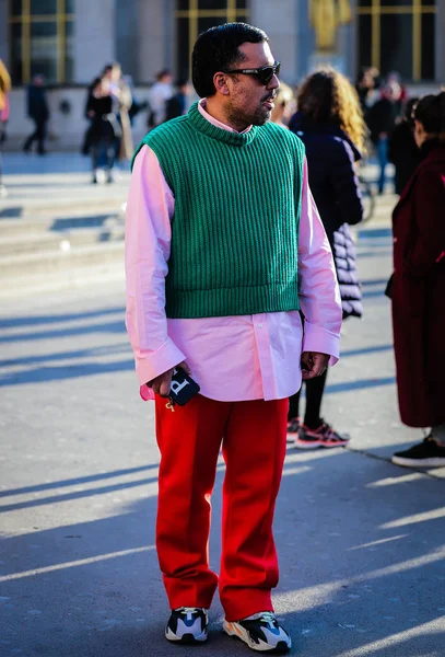 Sokak Tarzı, Sonbahar Kış 2019, Paris Moda Haftası, Fransa - 27 — Stok fotoğraf