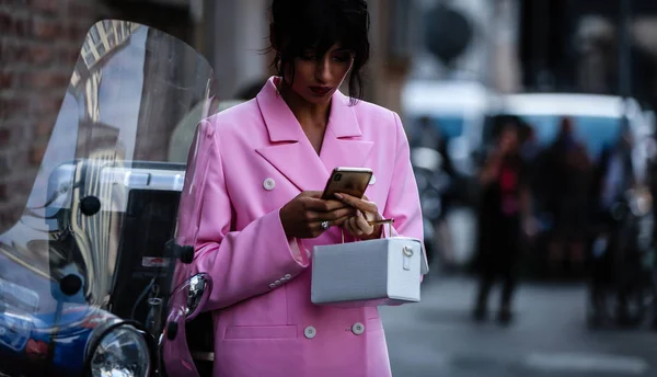 Milán Italia Septiembre 2019 Mujer Calle Durante Semana Moda Milán — Foto de Stock