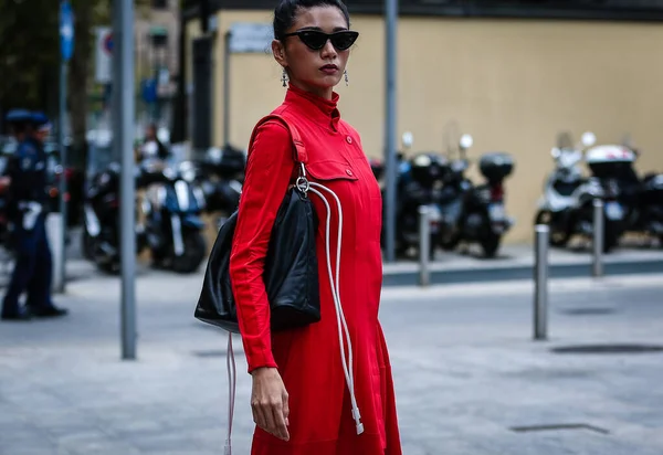 Milán Italia Septiembre 2019 Mujer Calle Durante Semana Moda Milán — Foto de Stock