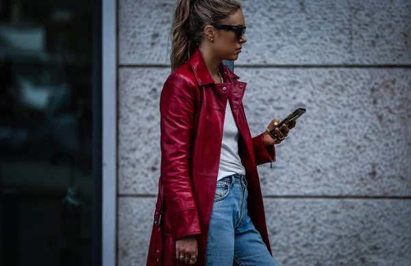 Milan Italy Eylül 2019 Milano Moda Haftası Nda Sokakta Kadın — Stok fotoğraf