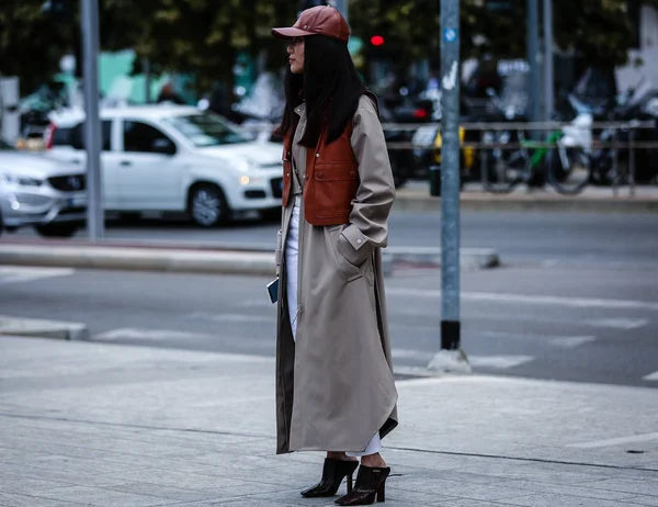 Milan Italie Septembre 2019 Yoyo Cao Dans Rue Pendant Fashion — Photo