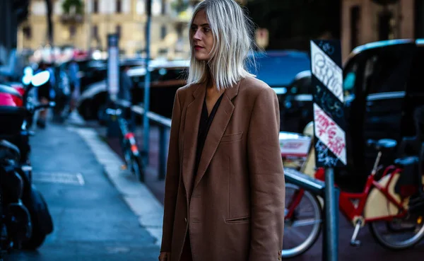 Milan Italie Septembre 2019 Linda Tol Dans Rue Pendant Fashion — Photo