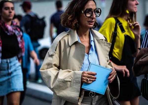 Milan Italy Вересня 2019 Жінка Вулиці Під Час Міланського Тижня — стокове фото