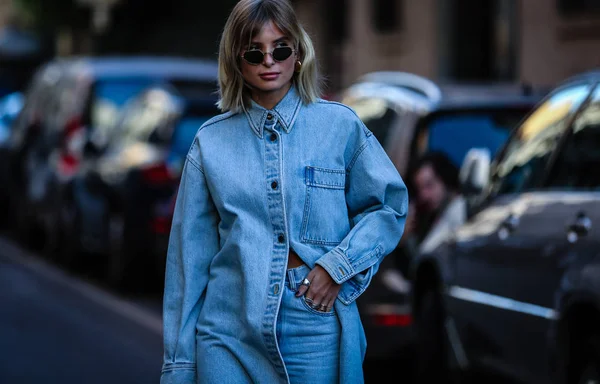 意大利米兰 2019年9月21日 米兰时装周期间 Xenia Adonts出现在街上 — 图库照片