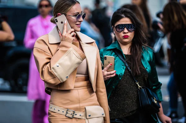 Milan Itália Setembro 2019 Mulheres Rua Durante Milan Fashion Week — Fotografia de Stock