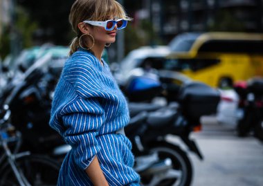 Milan, İtalya - 20 Eylül 2019: Milano Moda Haftası sırasında Xenia Adonts.