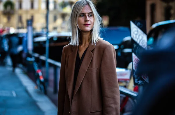 Milan Talya Eylül 2019 Milano Moda Haftası Sırasında Linda Tol — Stok fotoğraf
