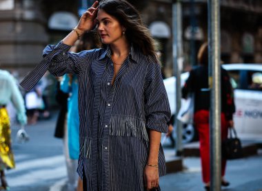 Milan, İtalya - 19 Eylül 2019: Milano Moda Haftası sırasında Madelynn Furlong.