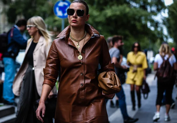 Milano Italien September 2019 Kvinnor Gatan Milanos Modevecka — Stockfoto