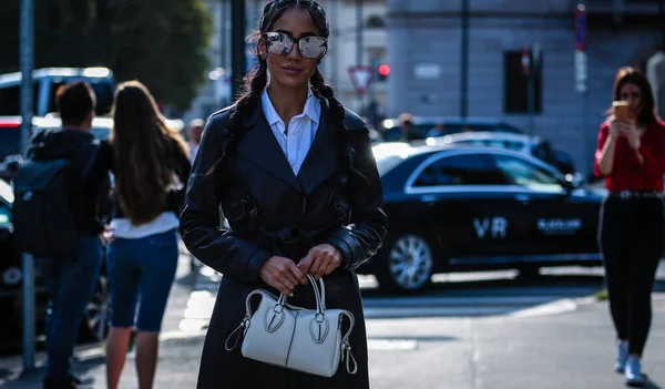 意大利米兰 2019年9月20日 米兰时装周期间 塔玛拉 卡里尼奇出现在街头 — 图库照片