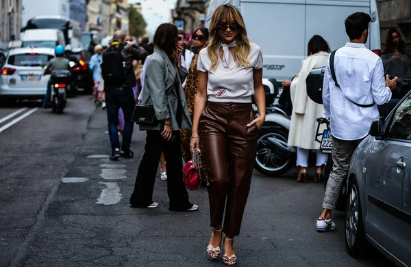 Milán Italia Septiembre 2019 Giulia Gaudino Calle Durante Semana Moda — Foto de Stock