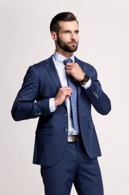 serin şık adam 