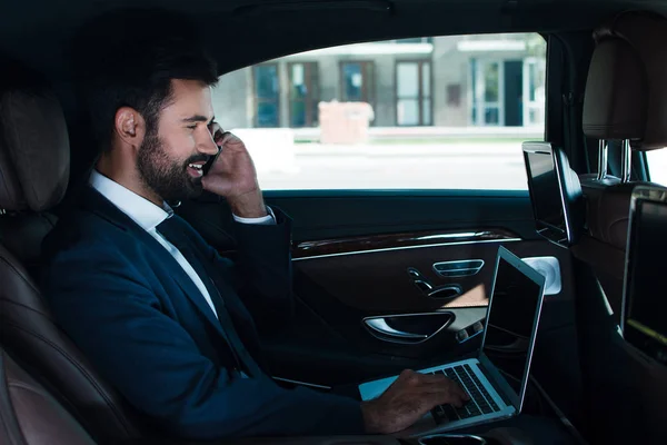 Homem no carro — Fotografia de Stock