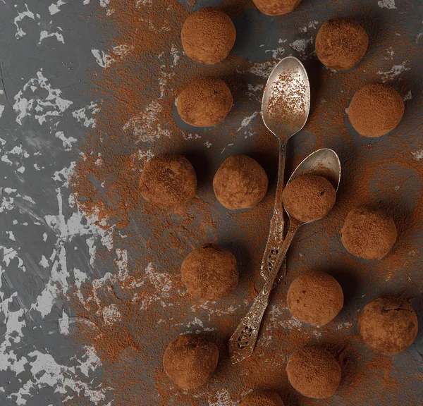 Trufas de chocolate de perto — Fotografia de Stock