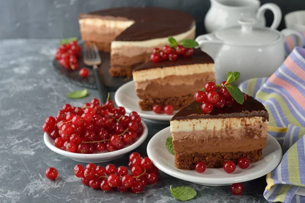 Triple chocolate cake — Stock Photo, Image