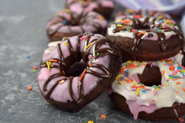 Çikolatalı donuts yakın çekim