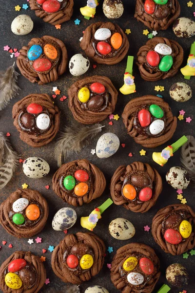 Chocolate Easter nest — Stock Photo, Image