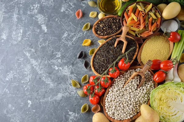 Rohstoffe für die vegetarische Küche — Stockfoto