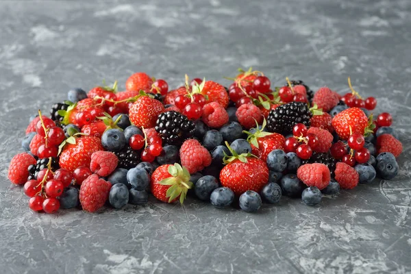 Frische Waldbeeren — Stockfoto