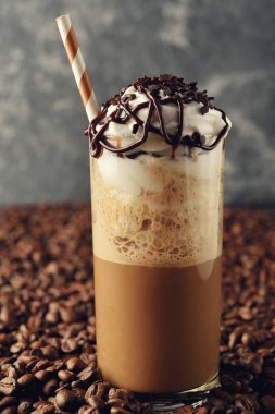 Soğuk frappe kremalı kahve