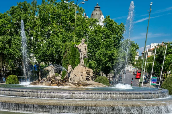 海王星喷泉马德里西班牙西班牙卡诺德尔卡斯蒂略广场 — 图库照片
