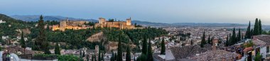 Muhteşem Alhambra, Granada, İspanya Panoraması. Alhambr