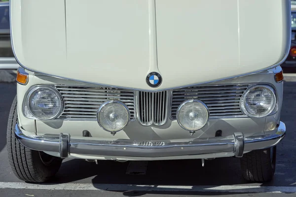 San Diego, Ca/Amerika Birleşik Devletleri - 15 Ekim 2016: San Diego arabalar ve kahve araba Fuarı