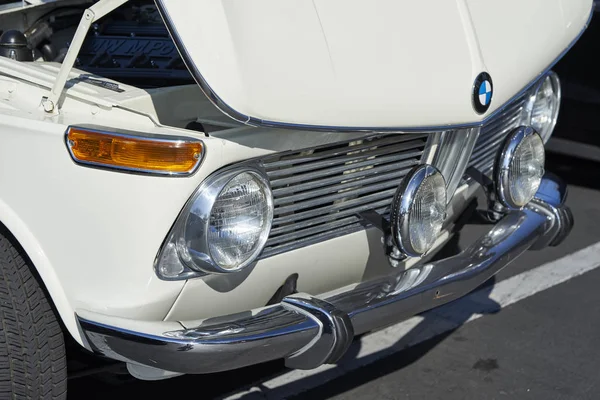 San Diego, Ca/Amerika Birleşik Devletleri - 15 Ekim 2016: San Diego arabalar ve kahve araba Fuarı