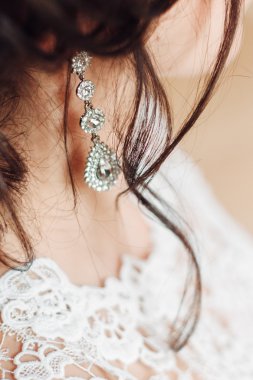 Güzel gelin. Düğün saç ve makyaj