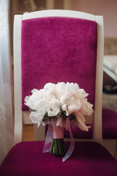 Bouquet sfondo della sposa cremisi — Foto Stock