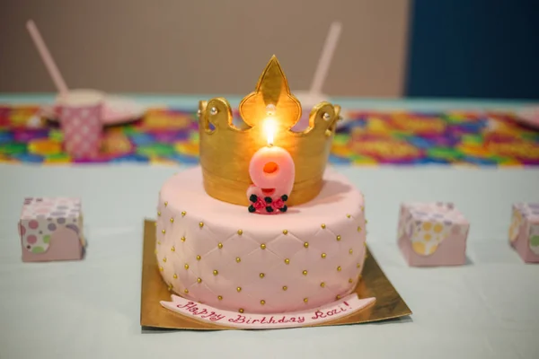 Mastic cake birthday beautiful decor decorated crown and nine old for girl