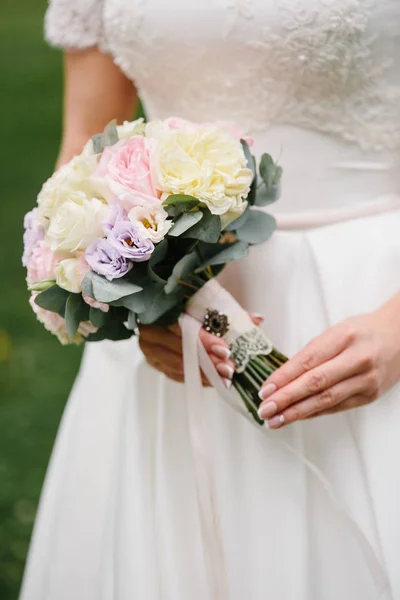 Belle couleur de bouquet de mariage — Photo