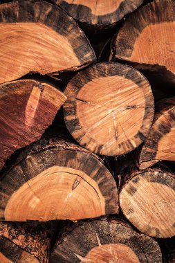 Kıyılmış yakacak odun arka plan yığını