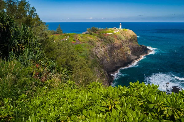 Faro de Kilauea en un día soleado en Kauai, Hawaii — Foto de Stock