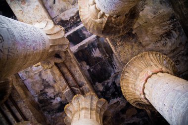 Edfu Horus Tapınağı Hipostil Salonu