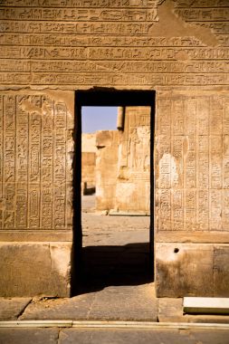 Kom Ombo Tapınağı hiyeroglifler