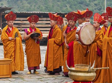 Monk ritüel: Trashigang dzong - Bhutan